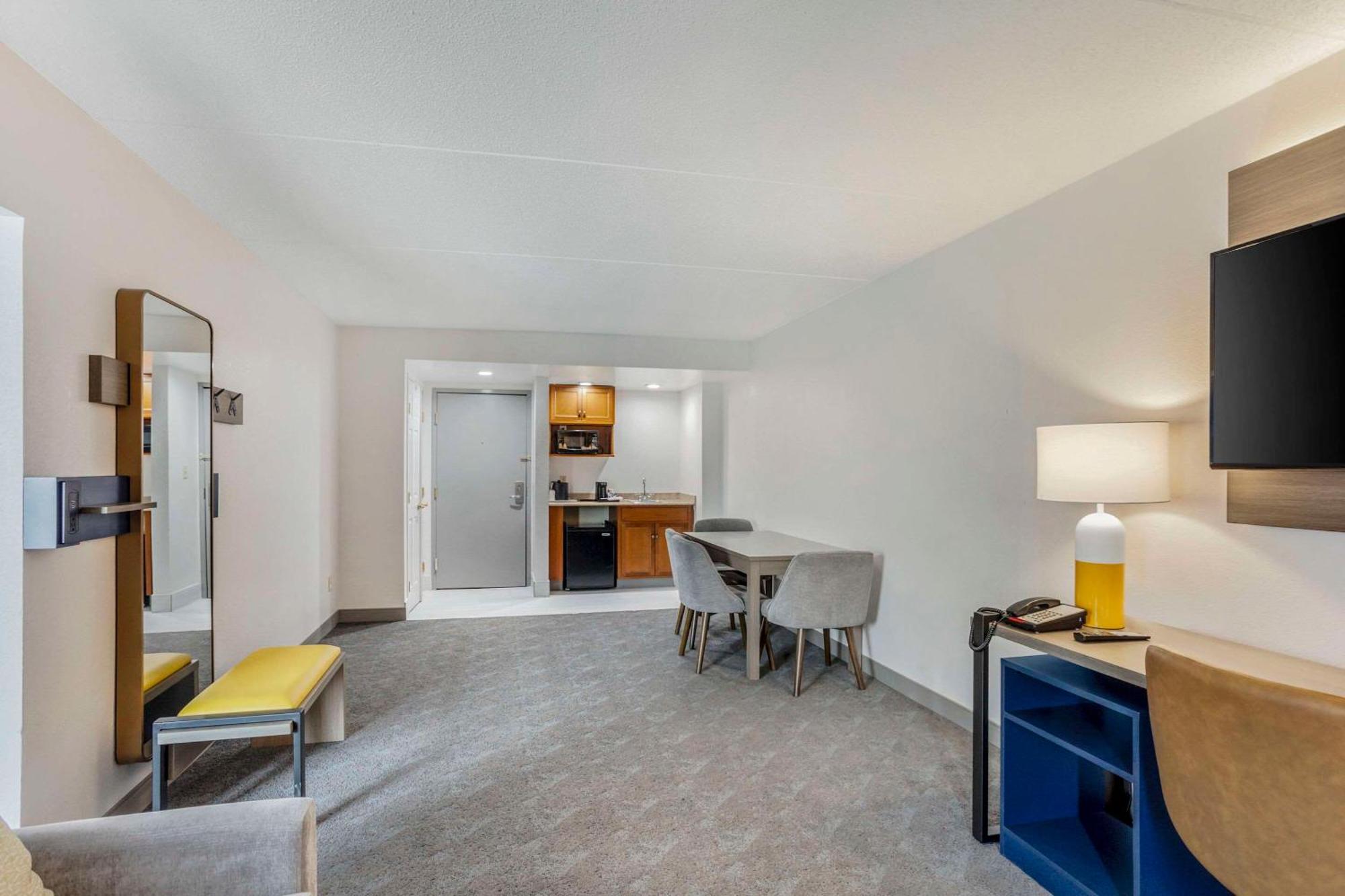 Comfort Inn & Suites Voorhees-Mt Laurel Zewnętrze zdjęcie