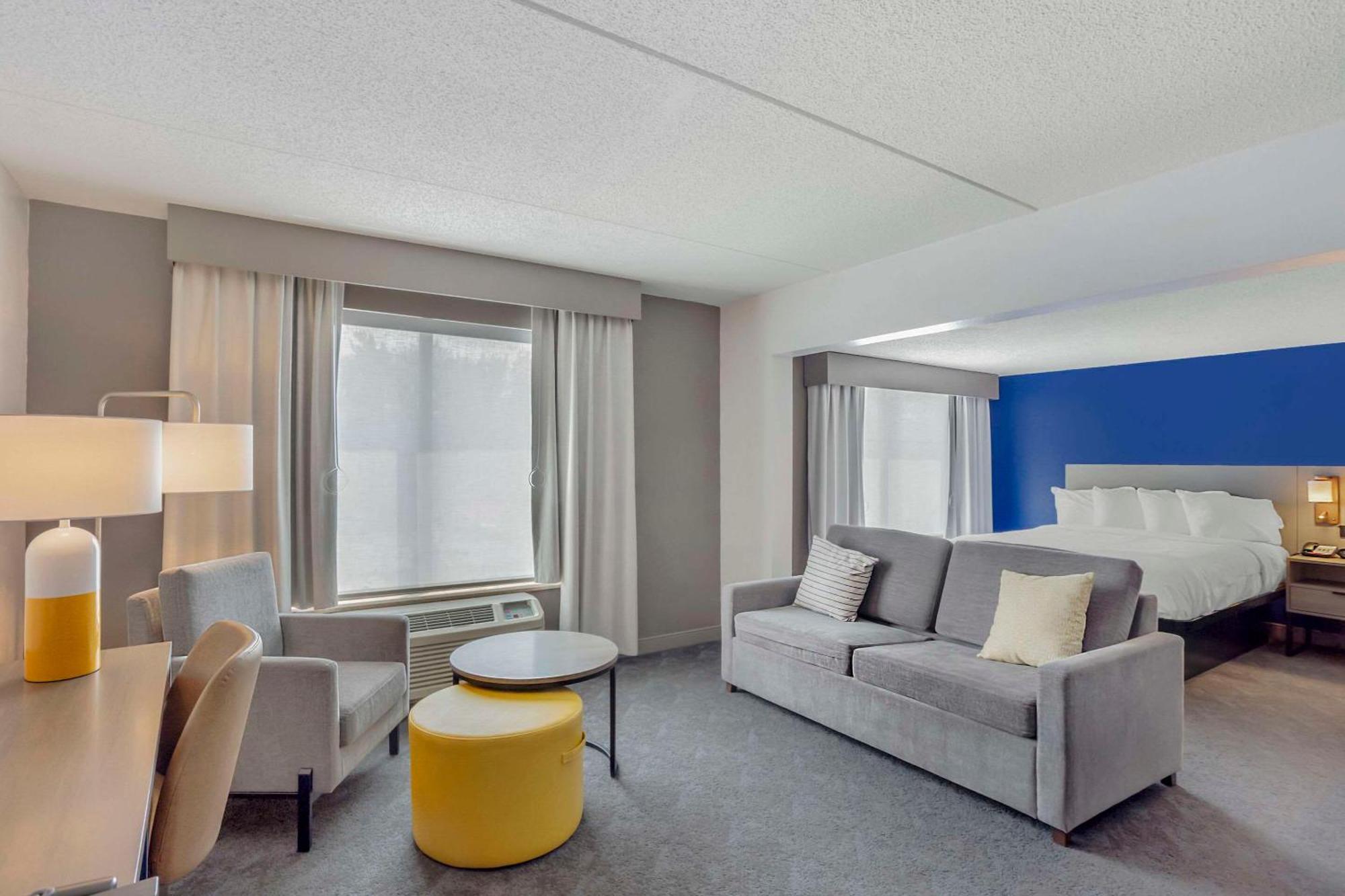 Comfort Inn & Suites Voorhees-Mt Laurel Zewnętrze zdjęcie